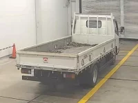 Hino DUTRO лот № 111 оценка RB  с аукциона в Японии 1