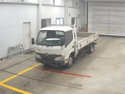 Hino DUTRO  с аукциона в Японии