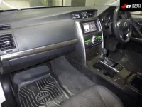 Toyota MARK X лот № 30595 оценка 3.5  с аукциона в Японии 2