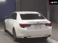 Toyota MARK X лот № 30595 оценка 3.5  с аукциона в Японии 1