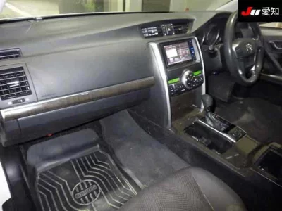 Toyota MARK X  с аукциона в Японии