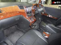 Toyota VELLFIRE лот № 30577 оценка 3.5  с аукциона в Японии 2