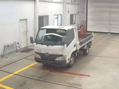 Hino DUTRO  с аукциона в Японии