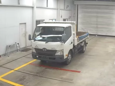 Hino DUTRO  с аукциона в Японии