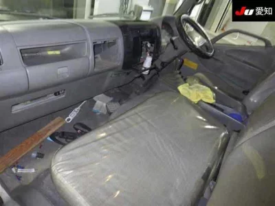 Hino DUTRO  с аукциона в Японии