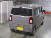Suzuki WAGON R SMILE лот № 220 оценка 6  с аукциона в Японии 1