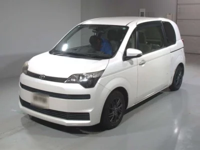 Toyota SPADE  с аукциона в Японии