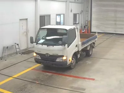 Hino DUTRO  с аукциона в Японии