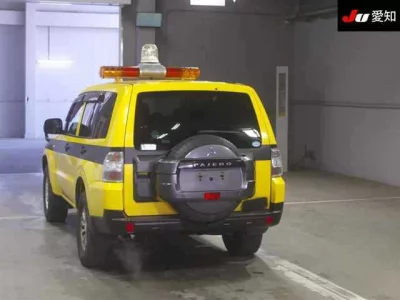 Mitsubishi PAJERO  с аукциона в Японии