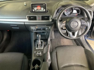 Mazda AXELA  с аукциона в Японии