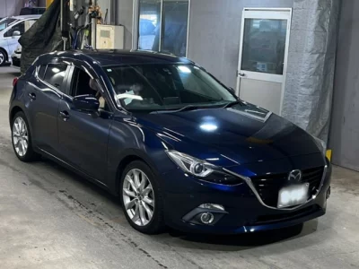 Mazda AXELA  с аукциона в Японии