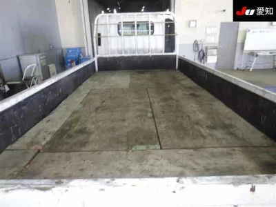 Isuzu ELF  с аукциона в Японии