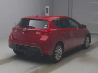 Toyota AURIS лот № 24084 оценка 3  с аукциона в Японии 1