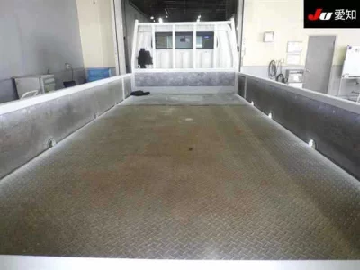 Toyota DYNA  с аукциона в Японии