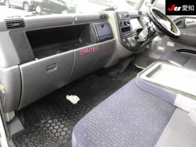 Mitsubishi CANTER  с аукциона в Японии