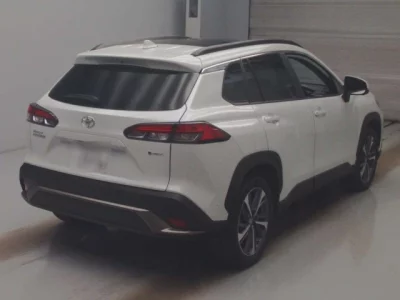 Toyota COROLLA CROSS  с аукциона в Японии