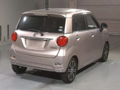 Daihatsu Cast  с аукциона в Японии
