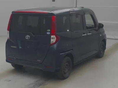 Toyota ROOMY  с аукциона в Японии