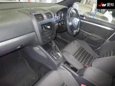 Volkswagen GOLF  с аукциона в Японии