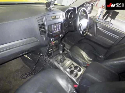Mitsubishi PAJERO  с аукциона в Японии