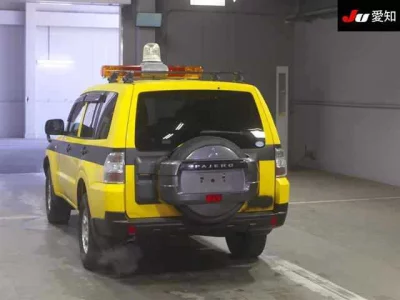 Mitsubishi PAJERO  с аукциона в Японии