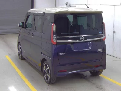 Nissan ROOX  с аукциона в Японии