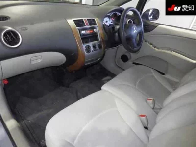 Mitsubishi COLT  с аукциона в Японии