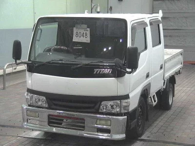 Mazda TITAN  с аукциона в Японии
