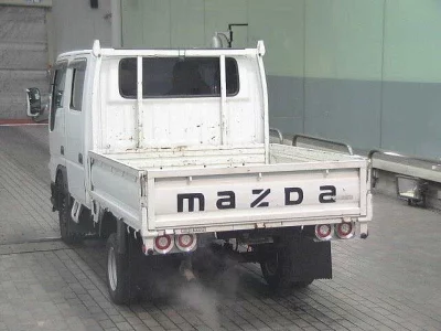 Mazda TITAN  с аукциона в Японии