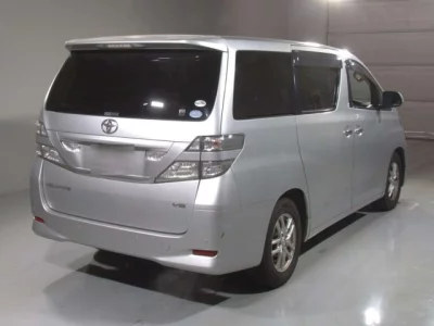 Toyota VELLFIRE  с аукциона в Японии