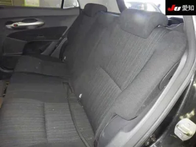 Toyota AURIS  с аукциона в Японии