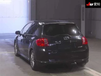 Toyota AURIS  с аукциона в Японии