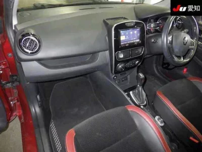 Renault LUTECIA  с аукциона в Японии