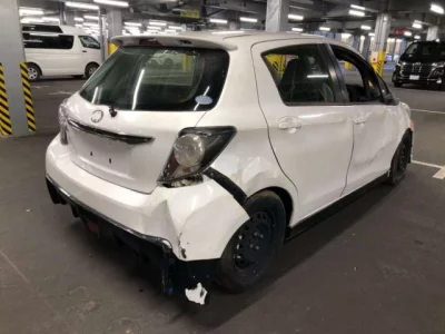Toyota VITZ  с аукциона в Японии