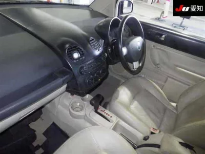 Volkswagen NEW BEETLE