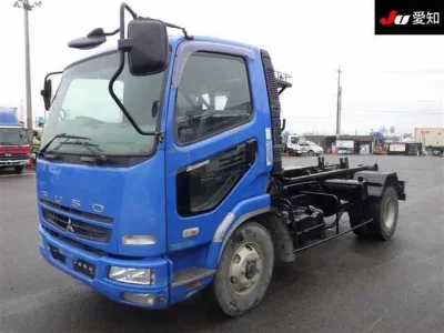 Mitsubishi FUSO FIGHTER