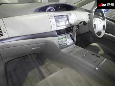 Toyota ESTIMA HYBRID