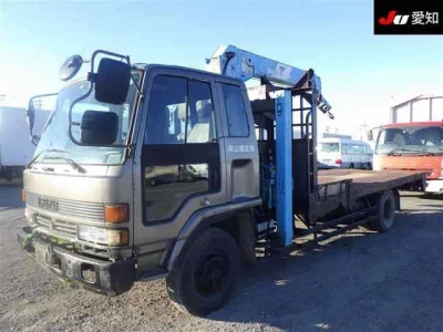 Isuzu TRUCK