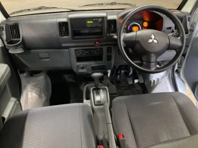 Mitsubishi MINICAB MIEV