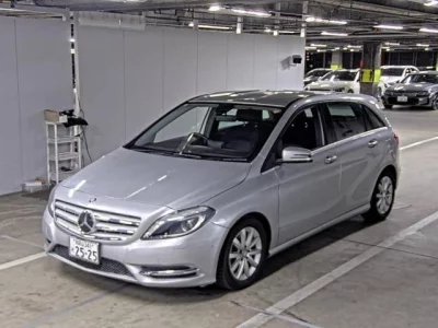 Mercedes-Benz B CLASS
