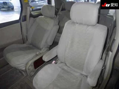 Toyota ESTIMA  с аукциона в Японии