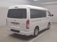 Toyota HIACE VAN лот № 56047 оценка 3.5  с аукциона в Японии 1