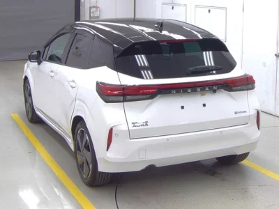 Nissan AURA  с аукциона в Японии