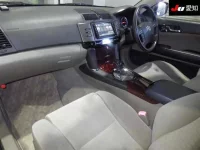 Toyota MARK X лот № 30773 оценка 3.5  с аукциона в Японии 2