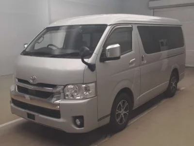 Toyota HIACE VAN  с аукциона в Японии