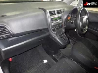 Toyota RACTIS лот № 30759 оценка 3.5  с аукциона в Японии 2