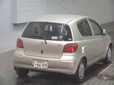 Toyota VITZ  с аукциона в Японии