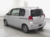 Toyota PORTE лот № 6060 оценка R  с аукциона в Японии 1