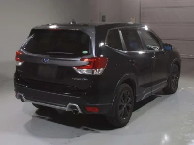 Subaru FORESTER  с аукциона в Японии