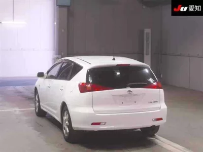 Toyota CALDINA  с аукциона в Японии